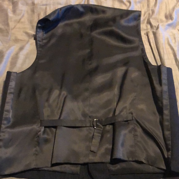 Calvin Klein 3-Piece Suit in Charcoal - Picture 7 of 8